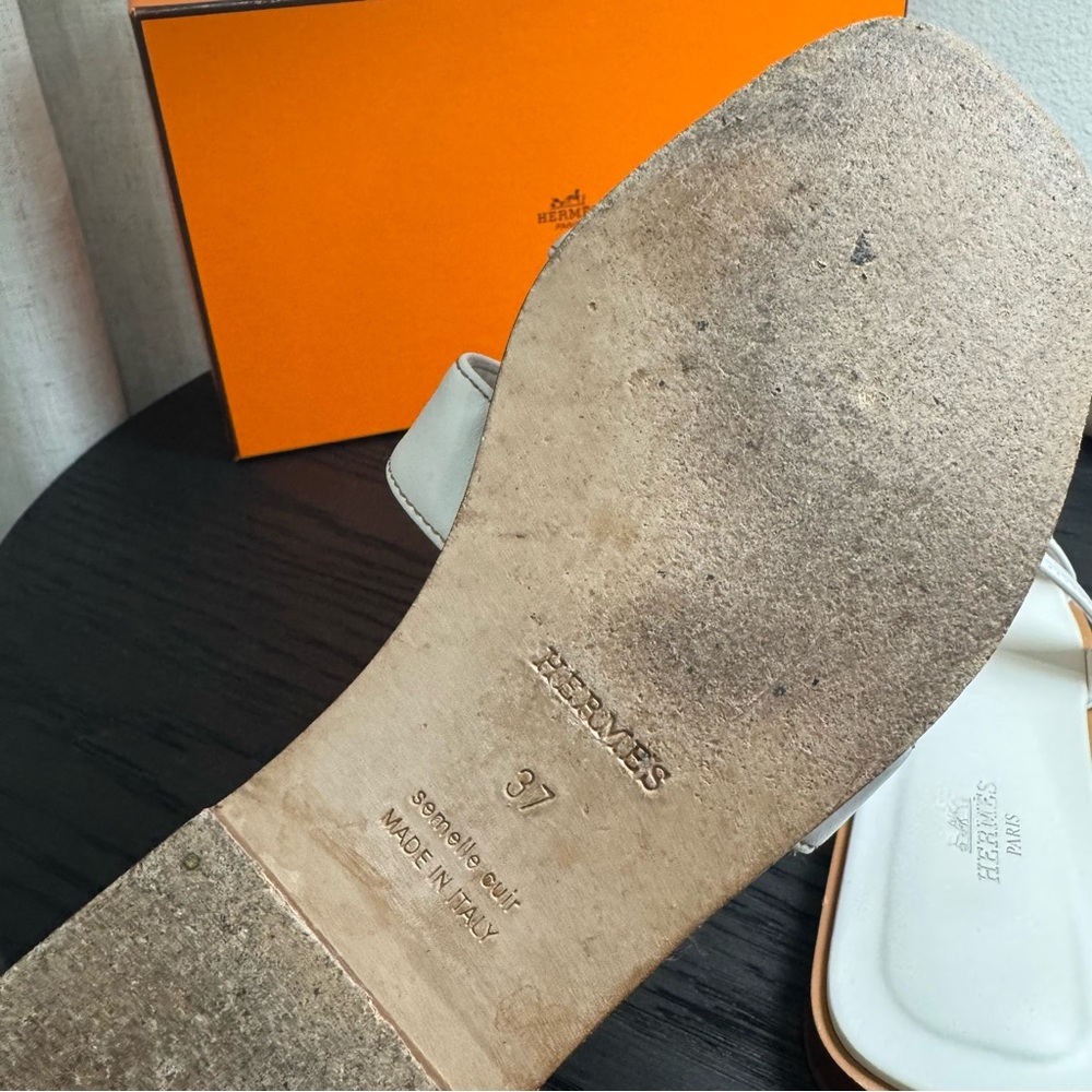 Hermes Oran Sandals Leather White 37 - Picture 7 of 9